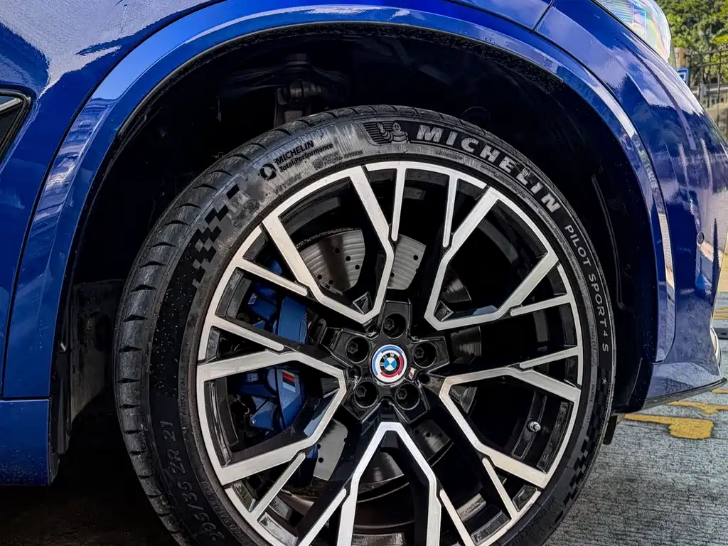 BMW X5 M 2022 — фото 6