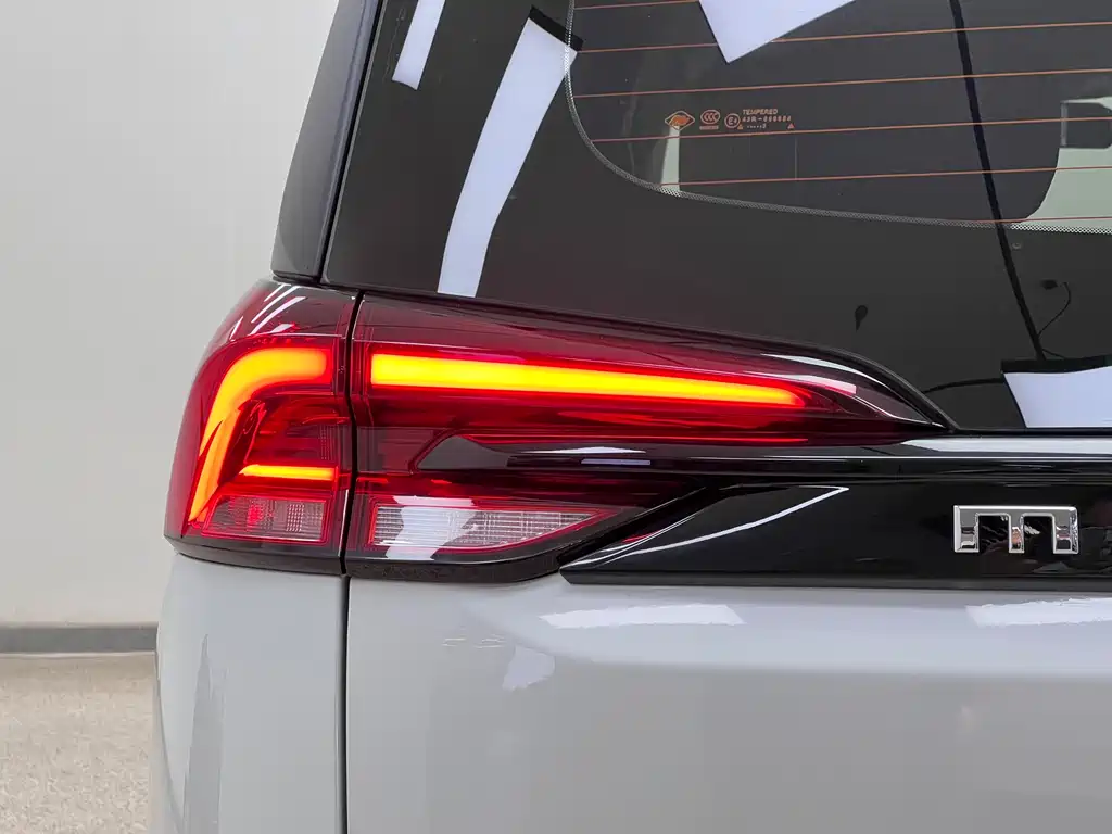 Maxus G50 PHEV 2025 — фото 11
