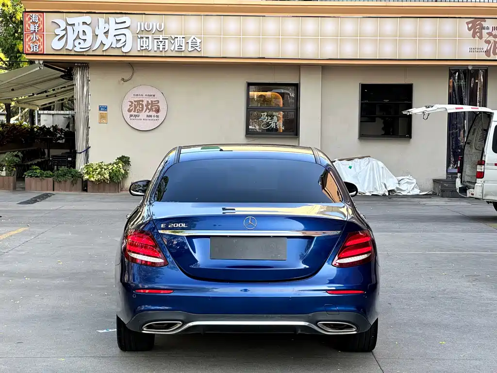 Mercedes-Benz E-Class 2018