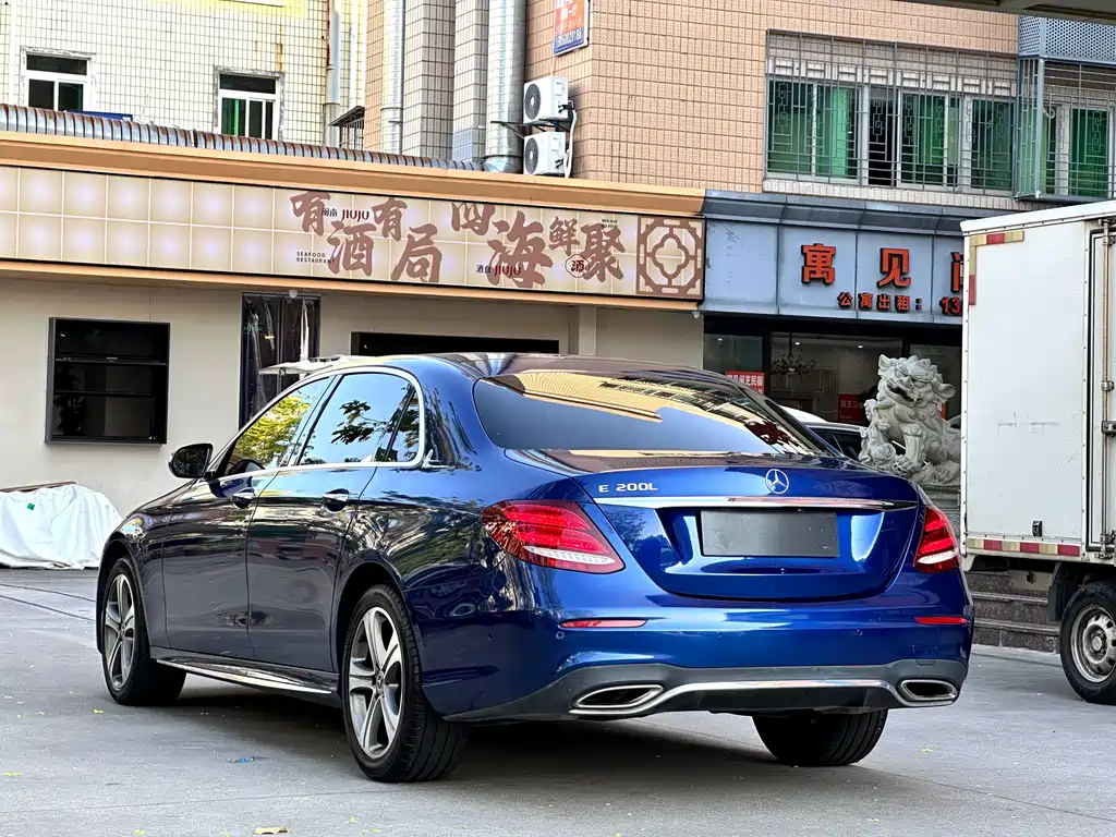 Mercedes-Benz E-Class 2018
