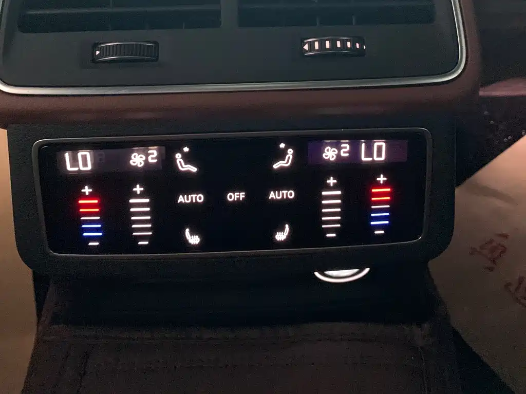 Audi A6L 2023 — фото 21