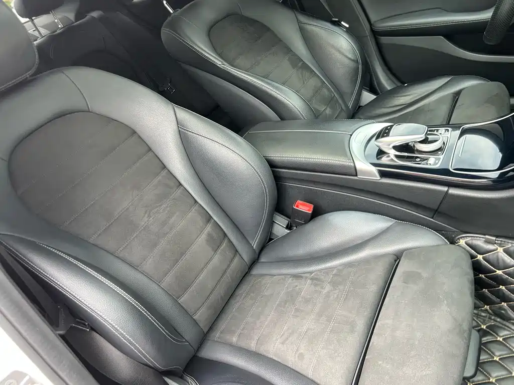 Mercedes-Benz C-Class 2018 — фото 24