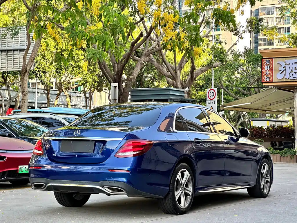 Mercedes-Benz E-Class 2018