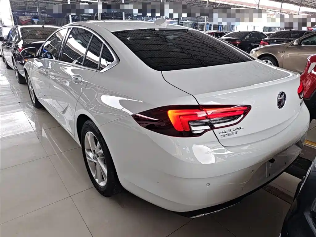 Buick Regal 2022 — фото 5