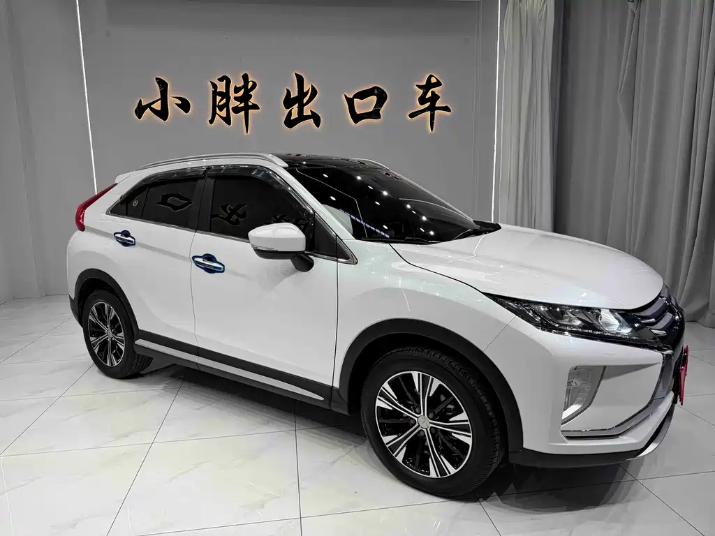 Mitsubishi Eclipse Cross 2022 — фото 3