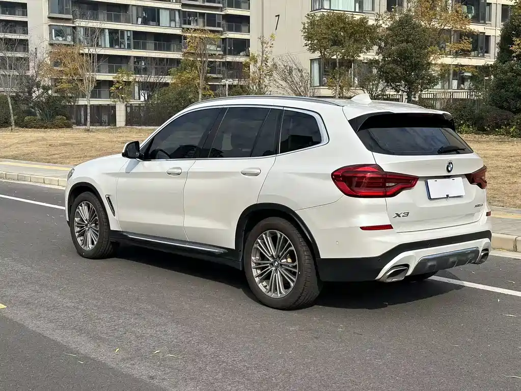 BMW X3 2019 — фото 6