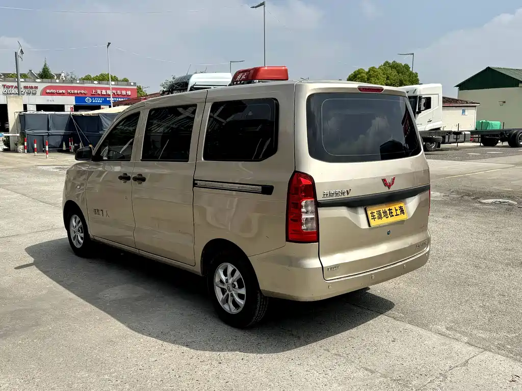 Wuling Hongguang V 2020 — фото 6