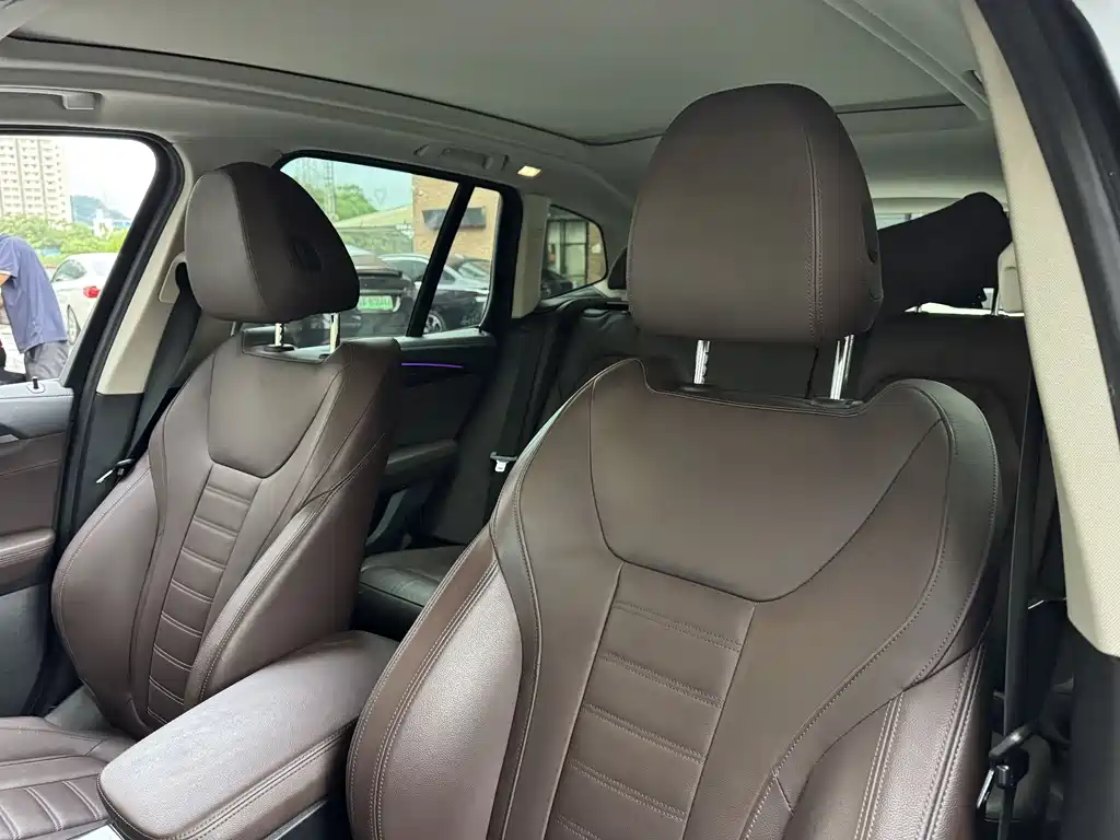 BMW X3 2019 — фото 17