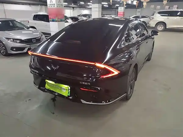 Wuling Starlight 2023