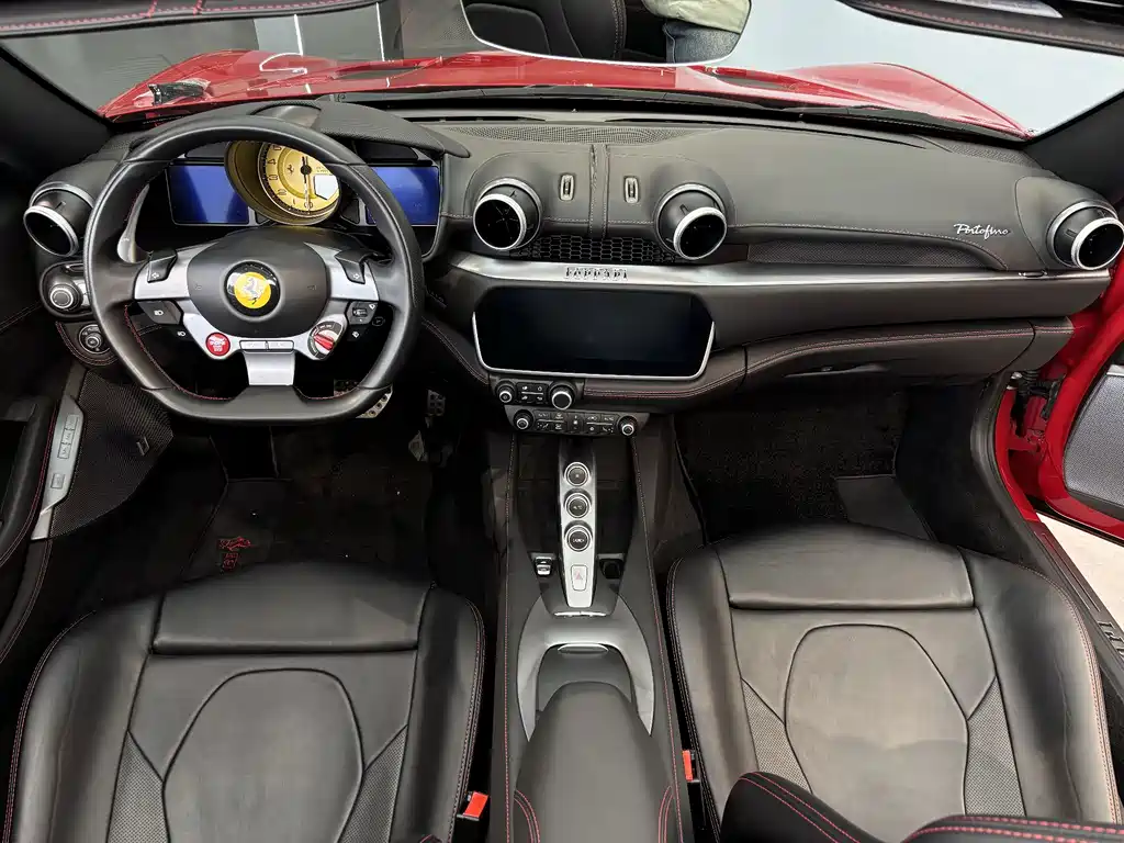 Ferrari Portofino 2019 — фото 10