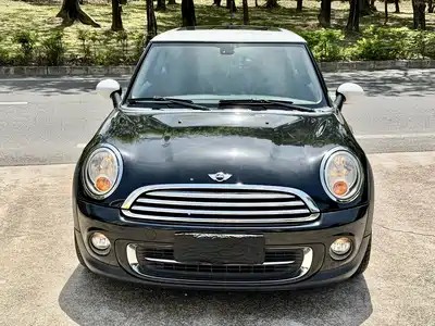 MINI MINI 2011