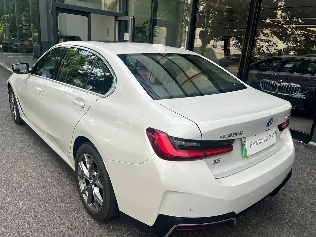 BMW i3 2022