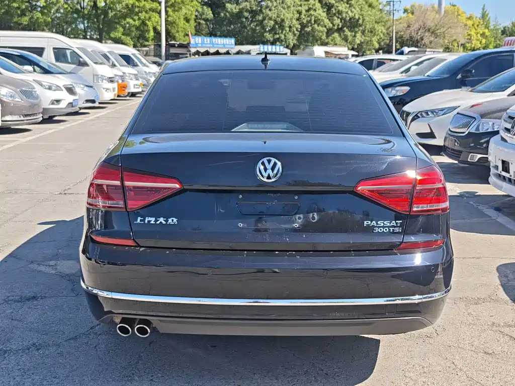Volkswagen Passat 2017 — фото 3
