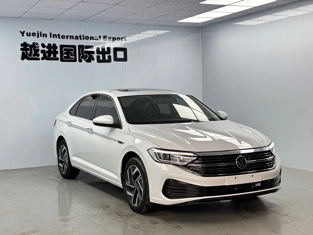 Volkswagen Sagitar 2022