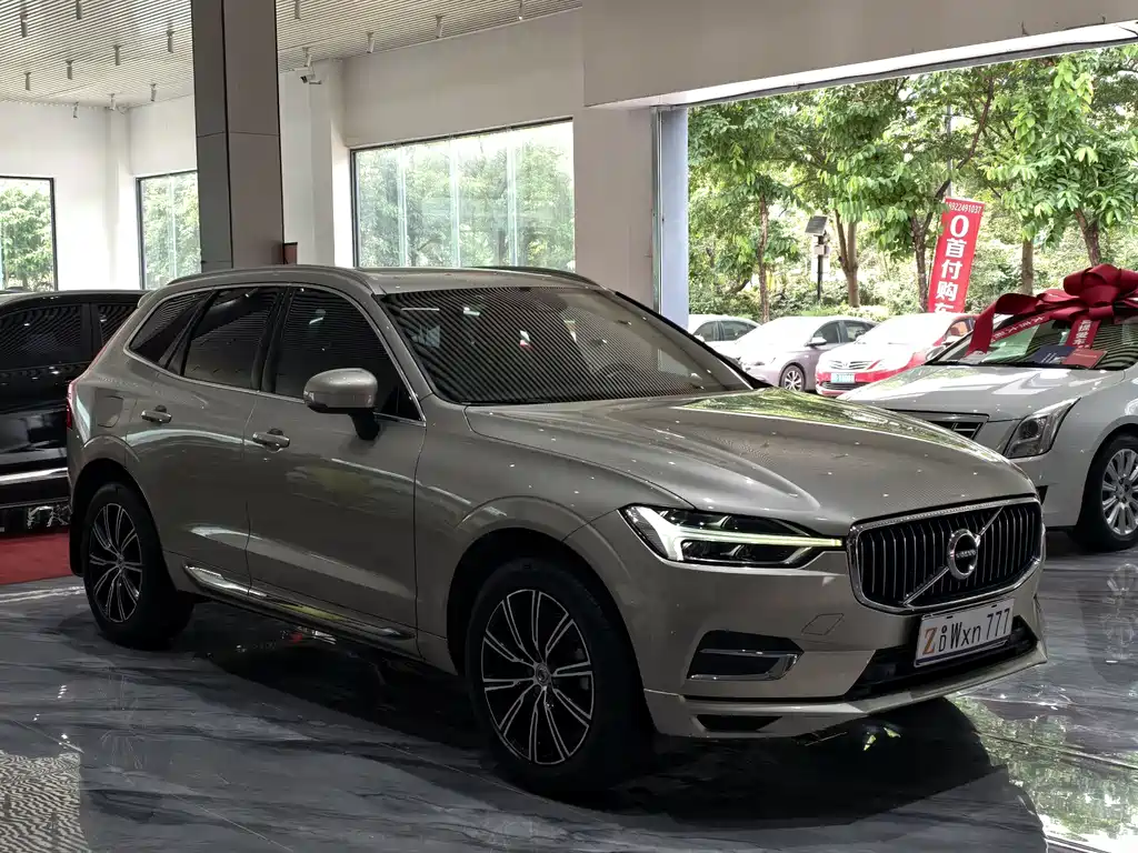 Volvo XC60 2020 — фото 3