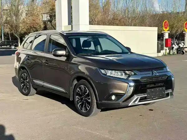 Mitsubishi Outlander 2019
