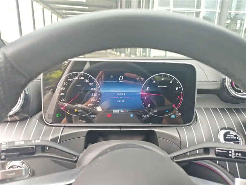 Mercedes-Benz C-Class 2023 — фото 12