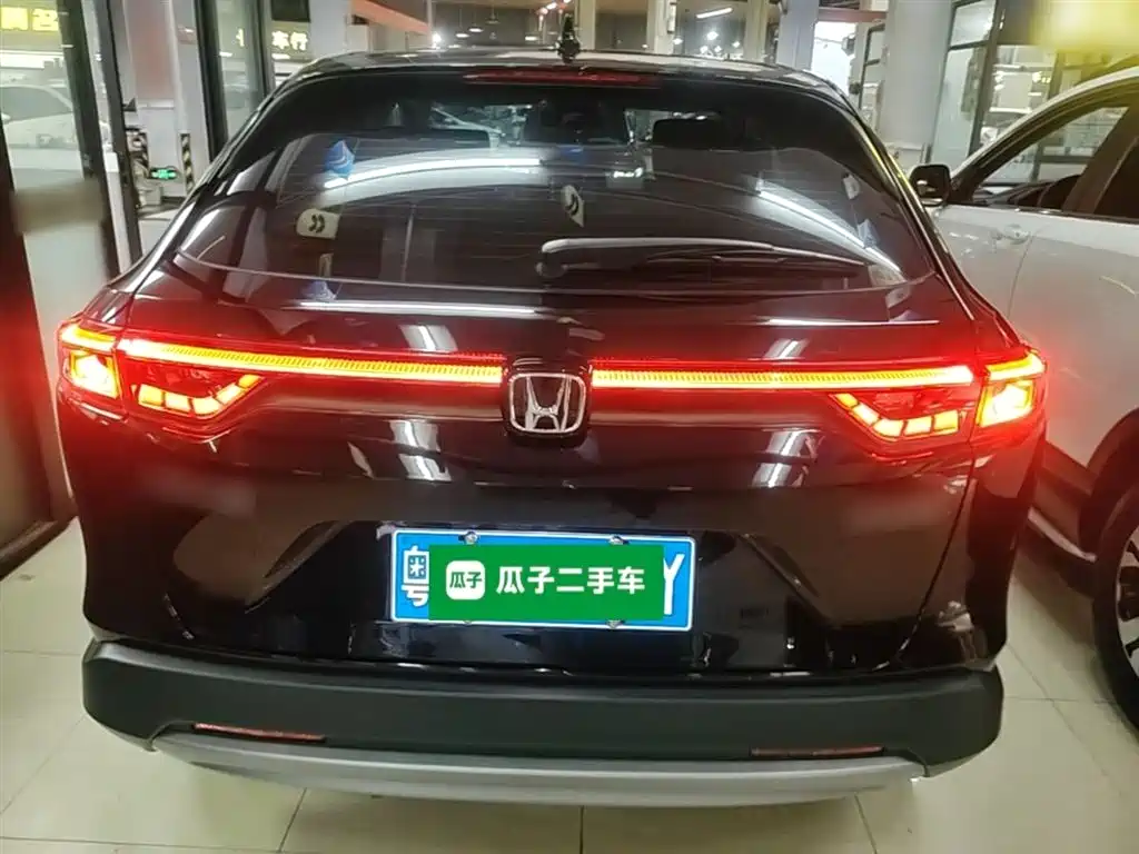 Honda Vezel 2024 — фото 6