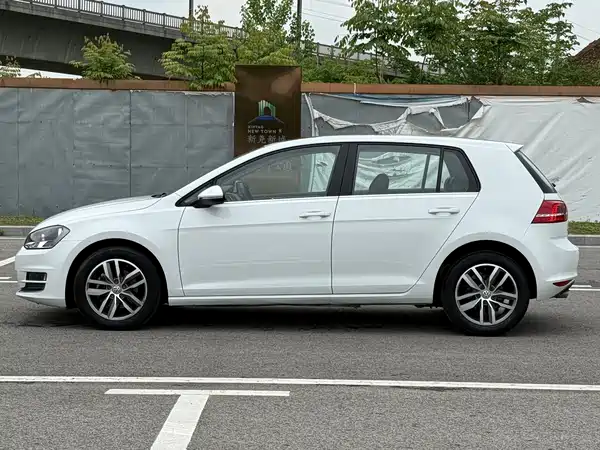 Volkswagen Golf 2016