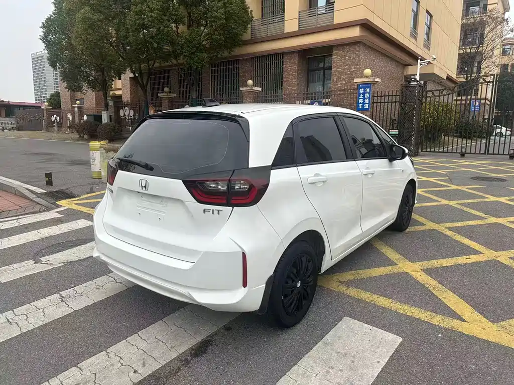 Honda Fit 2021 — фото 5