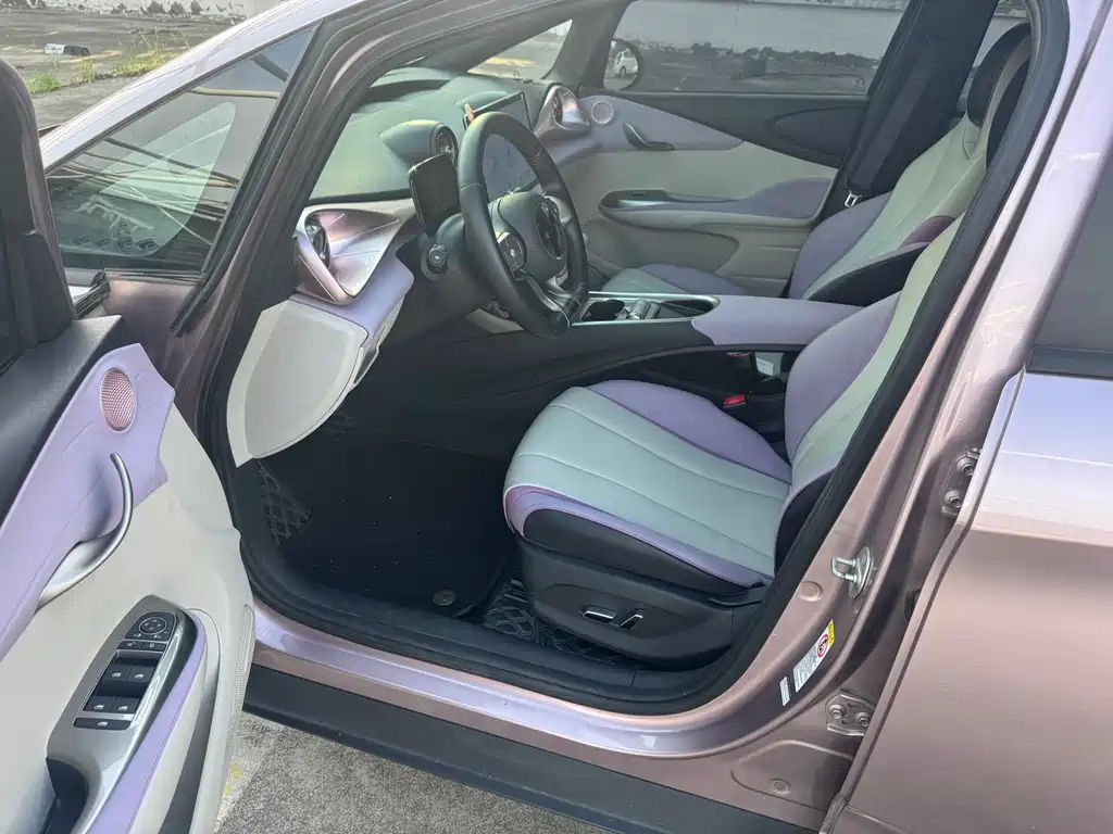 BYD Dolphin 2022 — фото 9