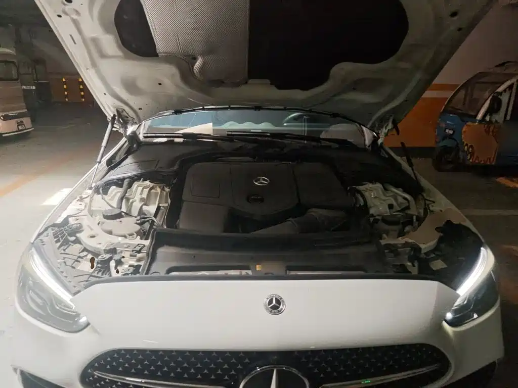 Mercedes-Benz C-Class 2023 — фото 11