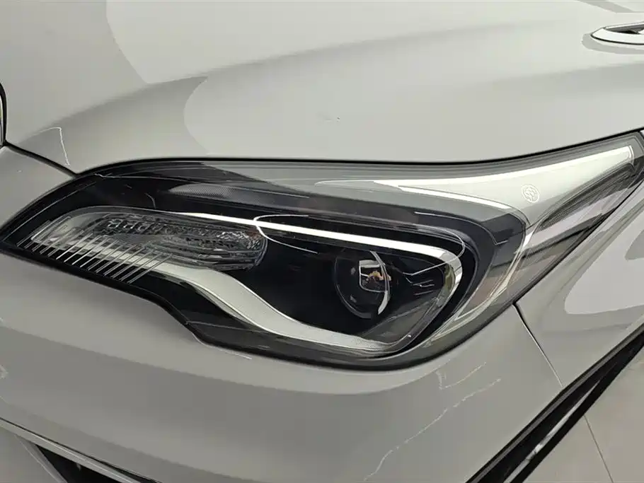 Buick Envision Plus 2017 — фото 5