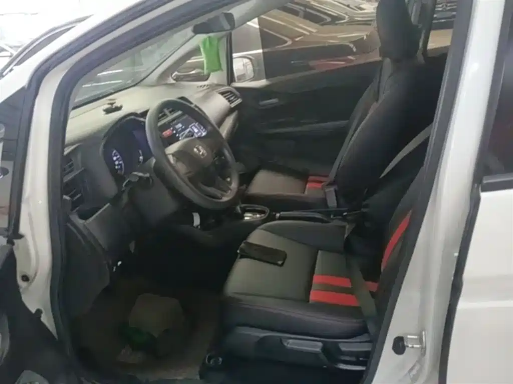 Honda Fit 2018 — фото 15