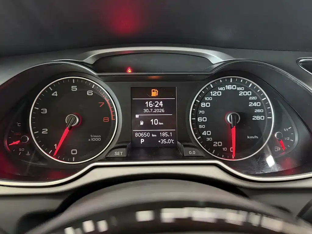 Audi A4L 2016 — фото 10