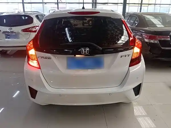 Honda Fit 2016