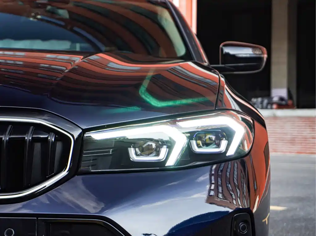 BMW 3 Series 2025