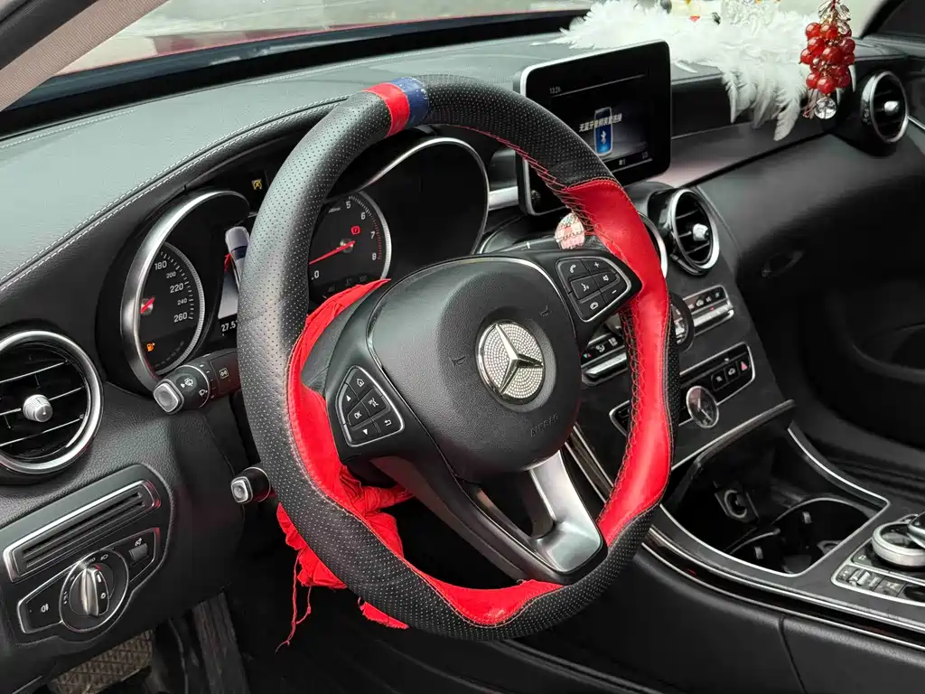 Mercedes-Benz C-Class 2018 — фото 11