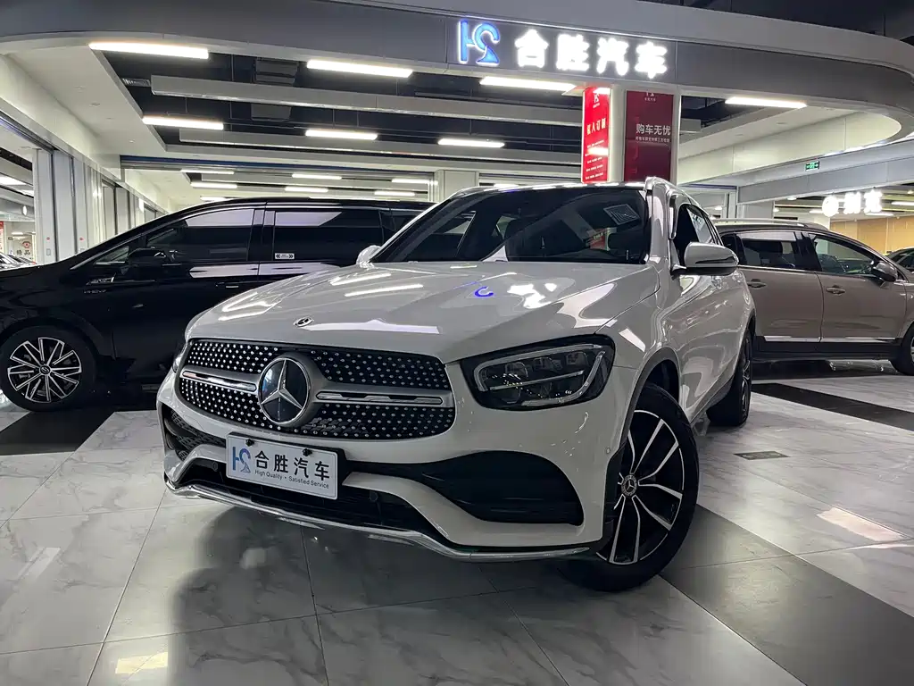 Mercedes-Benz GLC 2022 — фото 1
