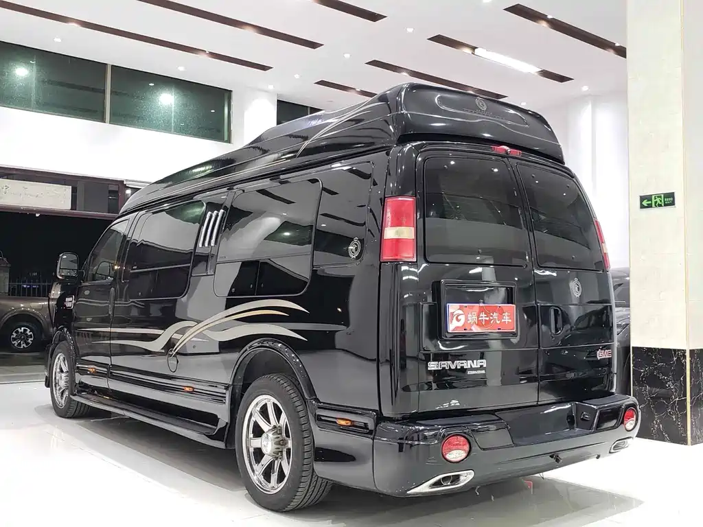 GMC SAVANA 2017 — фото 13