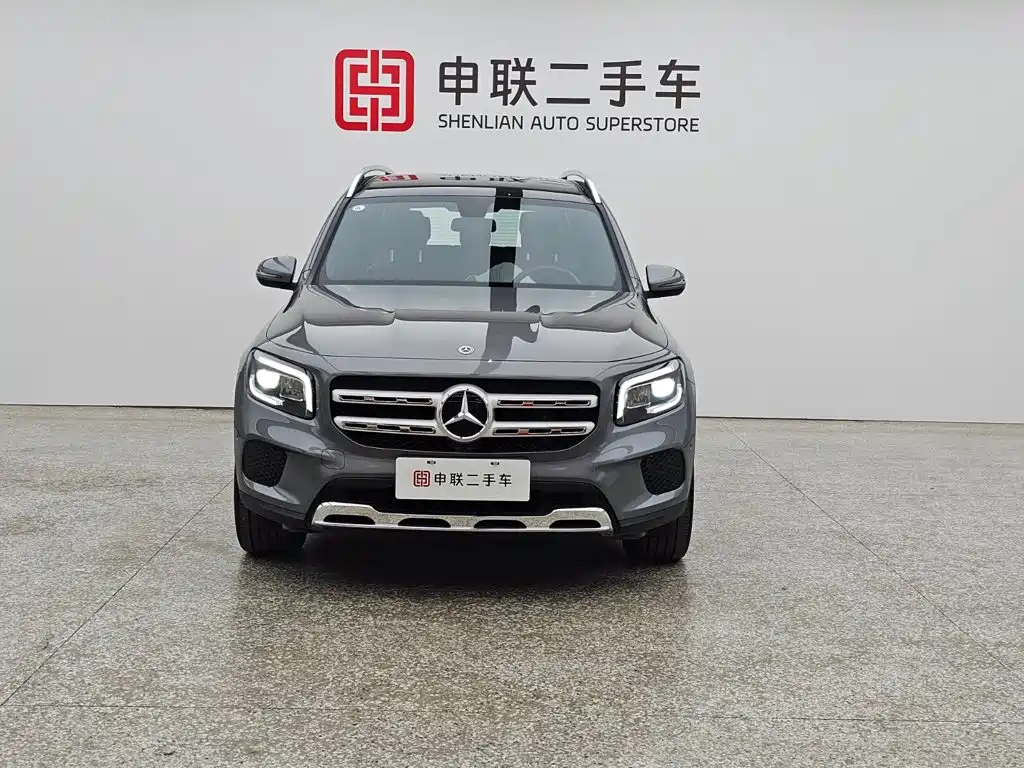 Mercedes-Benz GLB 2023