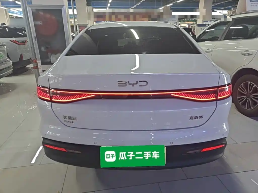 BYD Seal 05 DM-i 2025 — фото 6