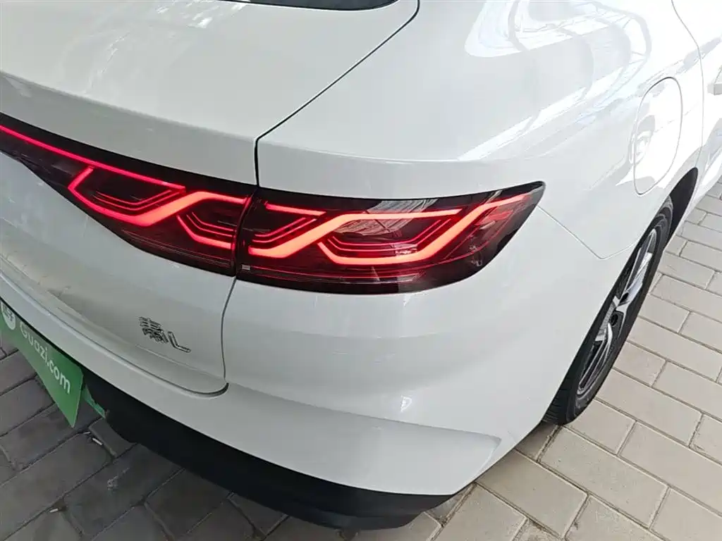 BYD Qin L 2024 — фото 8