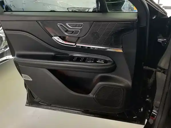 Lincoln Corsair 2020