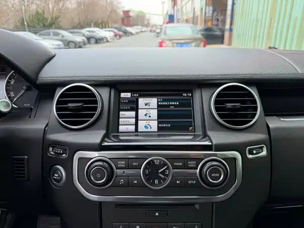 Land Rover Discovery 2016