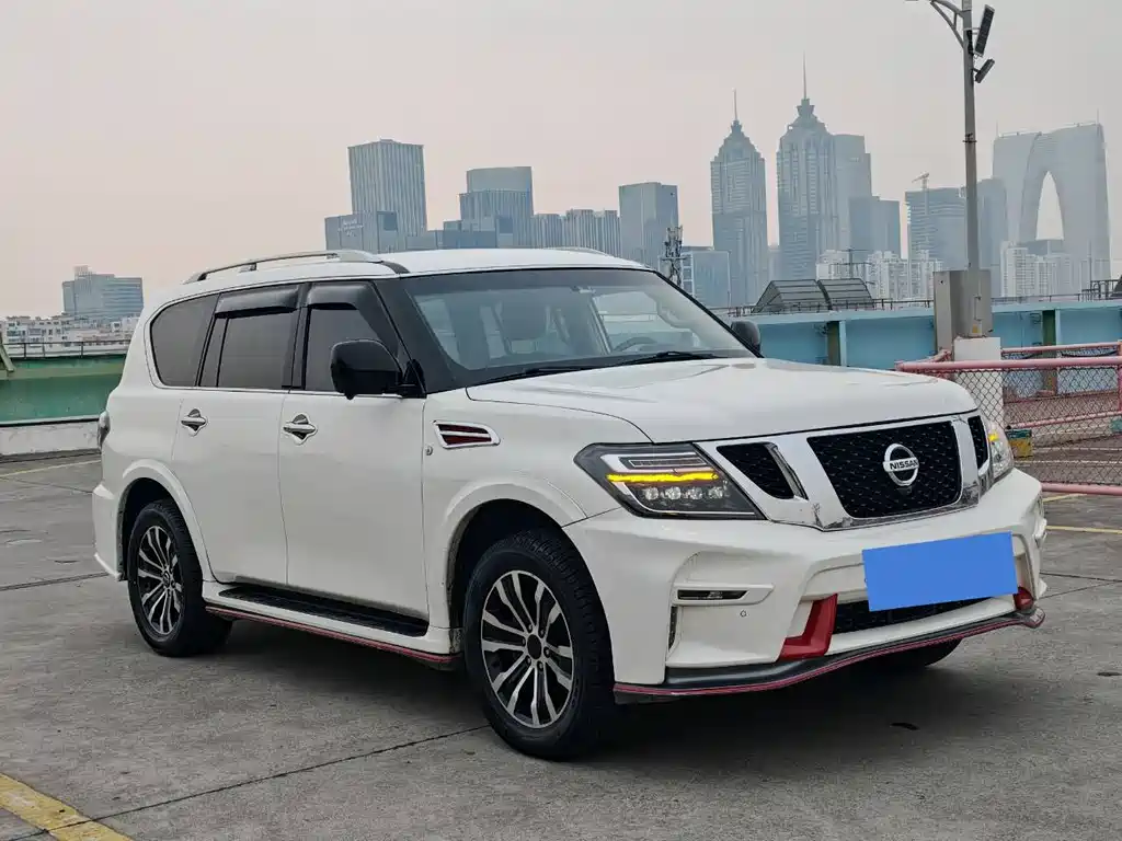 Nissan Patrol 2017 — фото 2