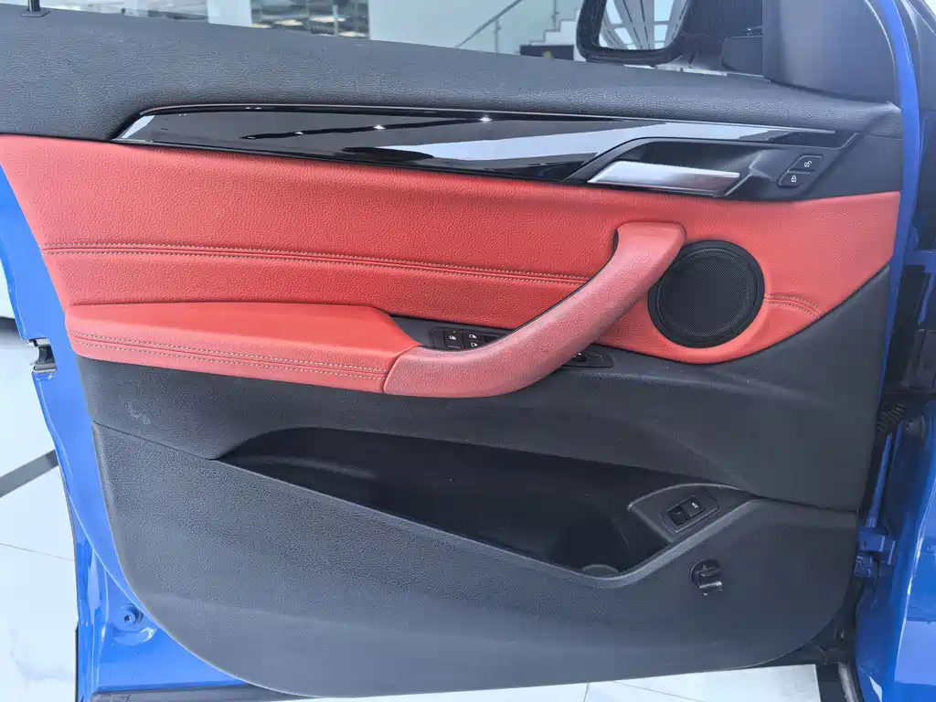 BMW X2 2020 — фото 9