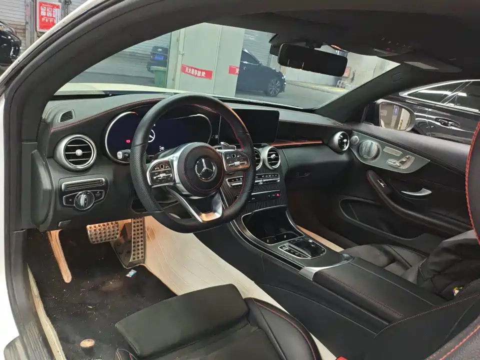 Mercedes-Benz C-Class 2022