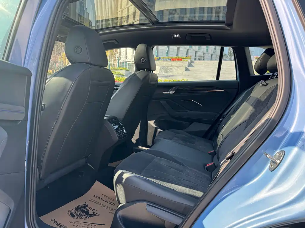Volkswagen Tiguan L 2024