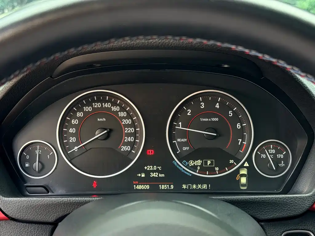 BMW 3 Series 2015 — фото 15
