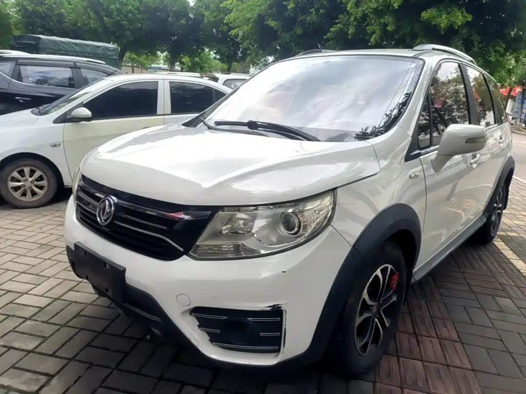 Dongfeng Jingyi X3 2016 — фото 2