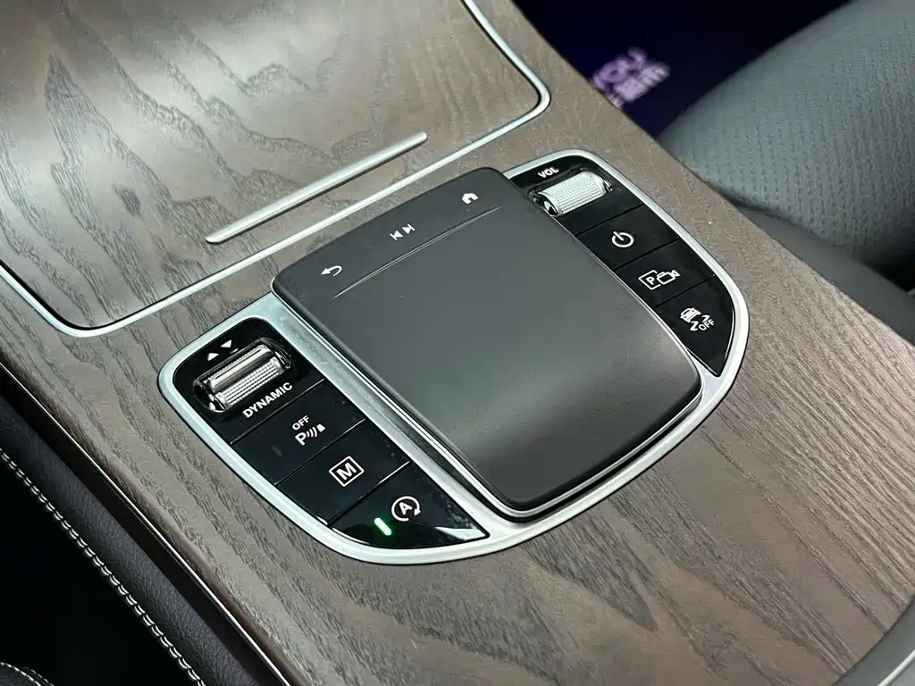 Mercedes-Benz GLC 2020 — фото 15