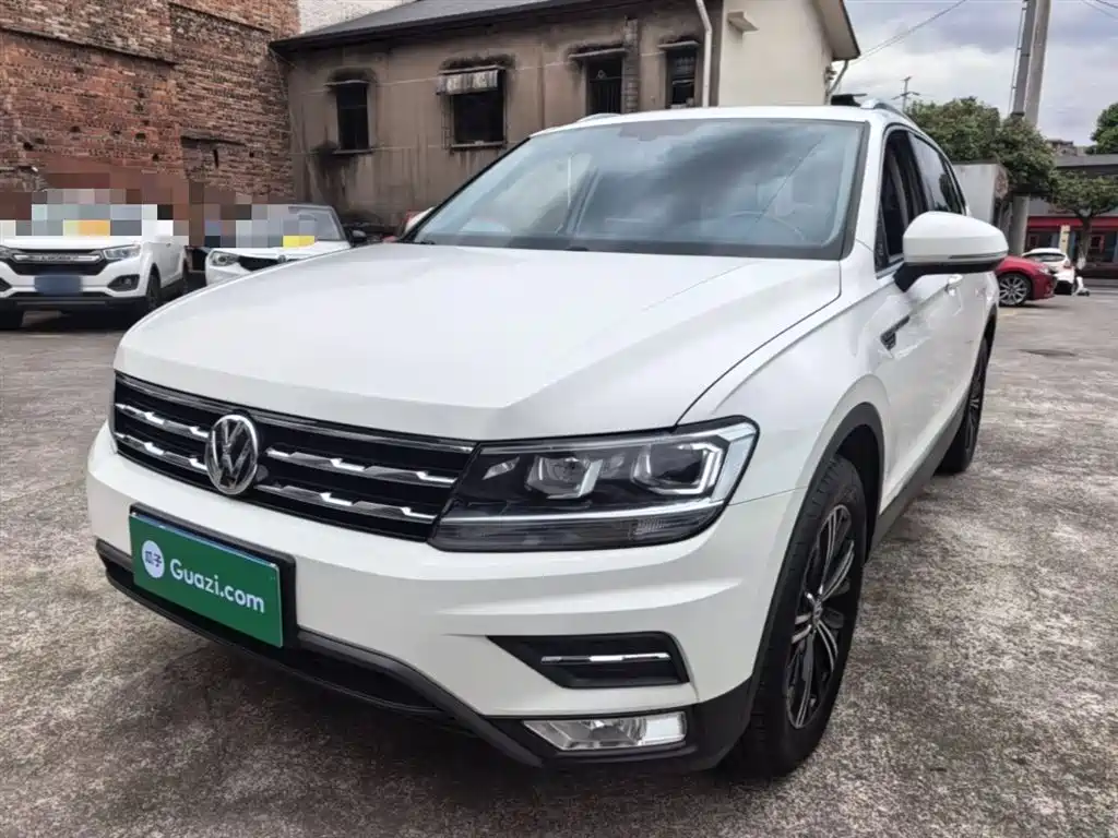 Volkswagen Tiguan L 2020 — фото 2