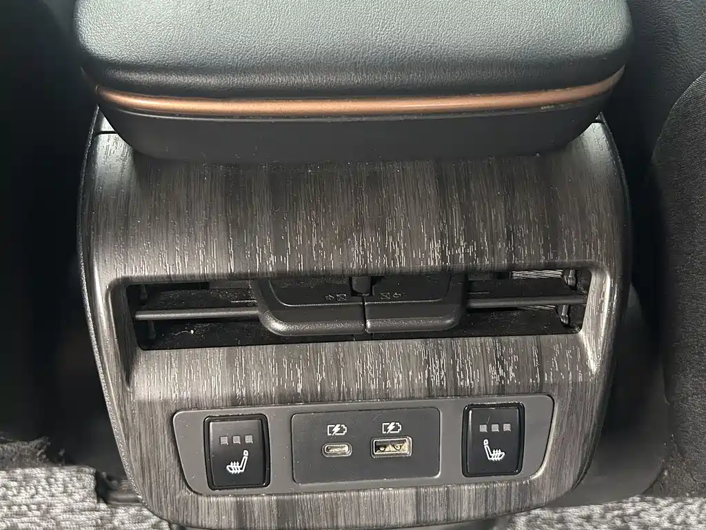 Nissan ARIYA 2022 — фото 10