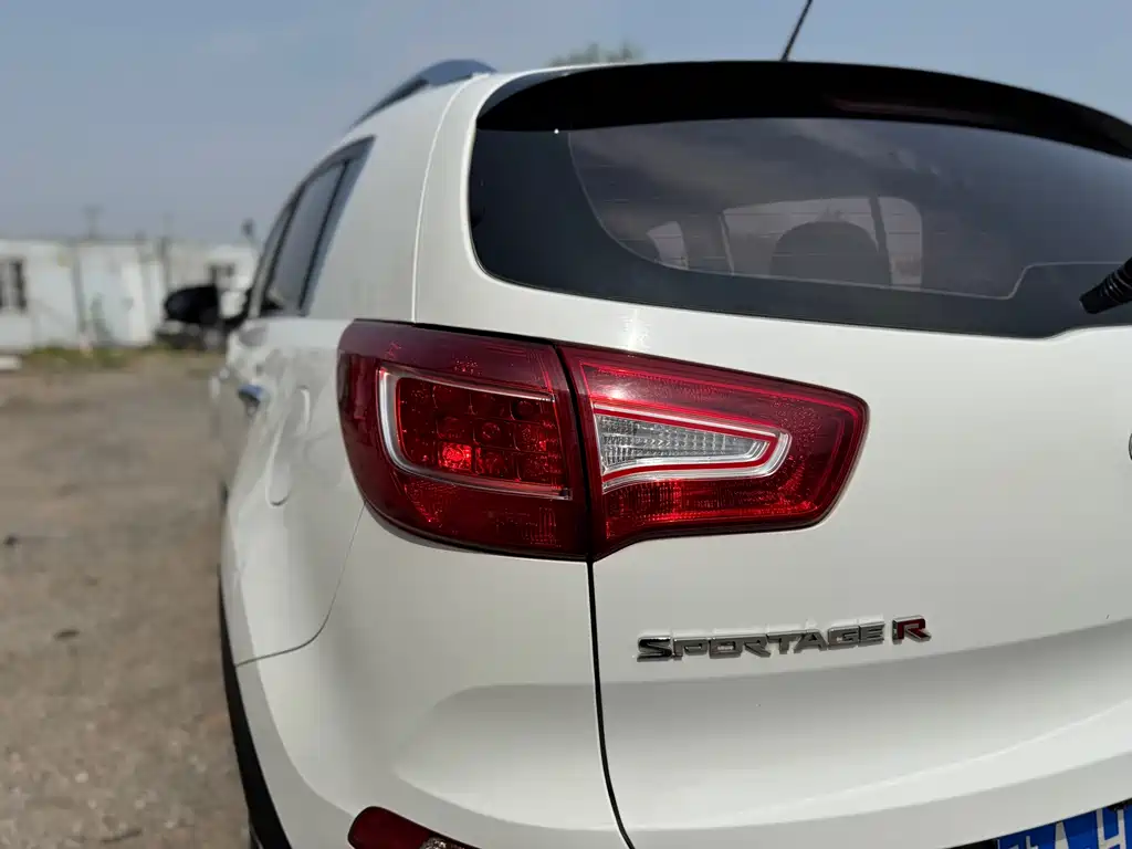 Kia Sportage 2014 — фото 16