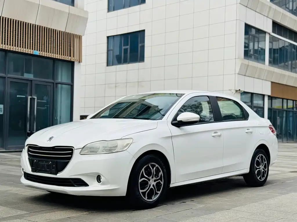 Peugeot 301 2017